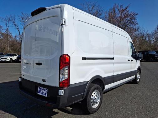 2023 Ford Transit-250