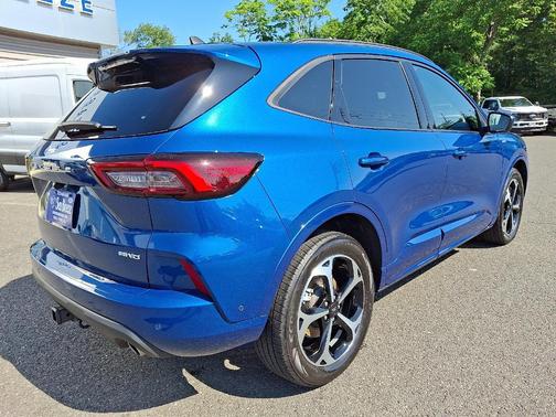 2023 Ford Escape ST-Line Elite