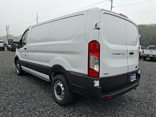 2025 Ford Transit-250