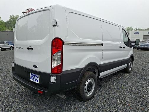 2025 Ford Transit-250