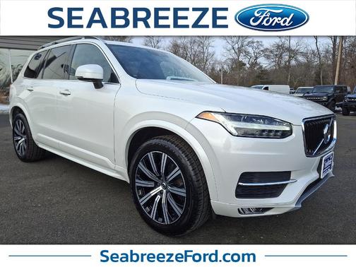 2019 Volvo XC90 T5 Momentum