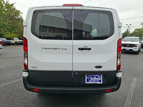 2024 Ford Transit-250 