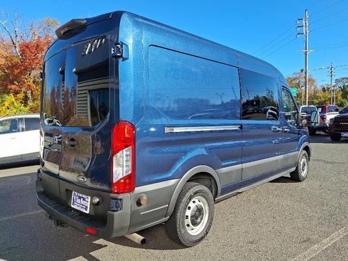 2020 Ford Transit-250 
