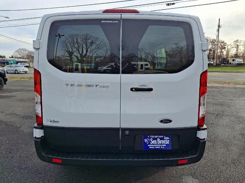 2024 Ford Transit-250 