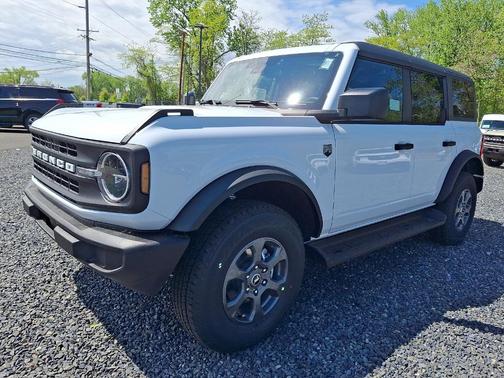 Oxford White Clearcoat 2026 Ford Bronco Big Bend