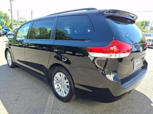 Black 2012 Toyota Sienna XLE