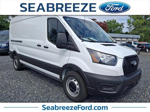 Oxford White Clearcoat 2026 Ford Transit-250 148 WB Medium Roof Cargo