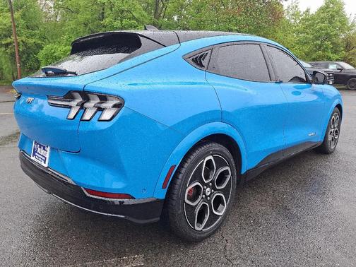 2022 Ford Mustang Mach-E GT