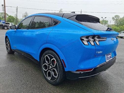 2022 Ford Mustang Mach-E GT