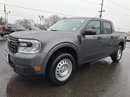 2023 Ford Maverick XL