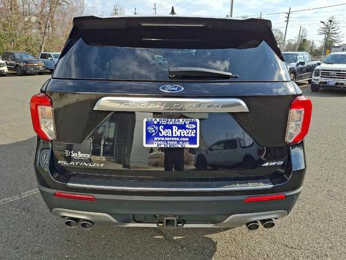 Agate Black Metallic 2023 Ford Explorer Platinum