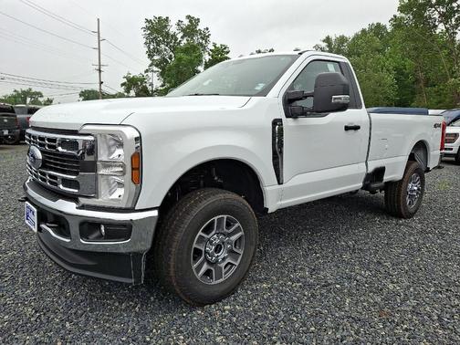 2025 Ford F-350 XLT