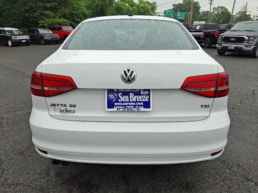 Pure White 2015 Volkswagen Jetta 1.8T SE