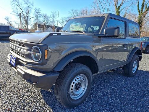 2025 Ford Bronco Base