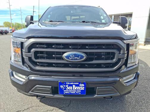 Agate Black Metallic 2022 Ford F-150 XLT