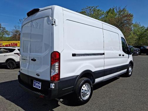 2022 Ford Transit-250