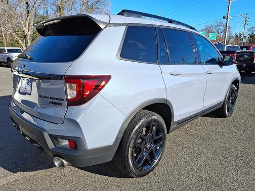 2024 Honda Passport Black Edition