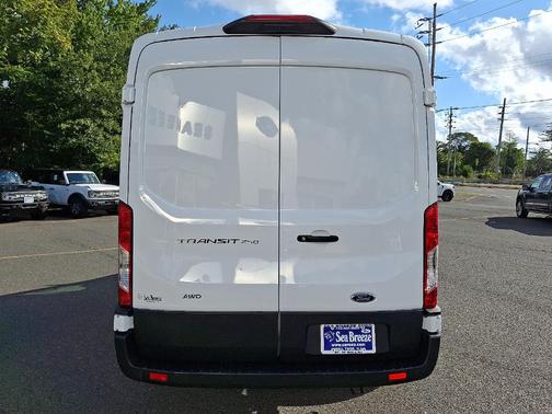 2023 Ford Transit-250 