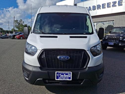 2023 Ford Transit-250 