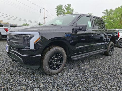 2025 Ford F-150 Lightning XLT