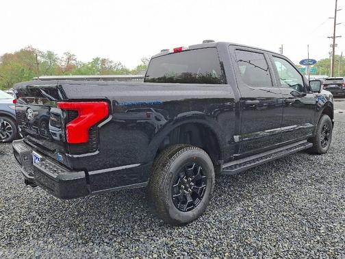 2025 Ford F-150 Lightning XLT