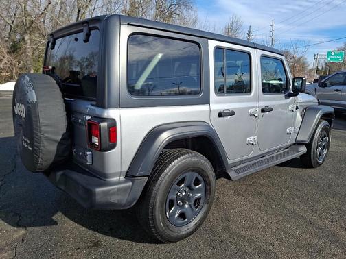 2018 Jeep Wrangler Unlimited Sport