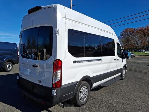 2025 Ford Transit-350 XLT 148 WB High Roof Passenger