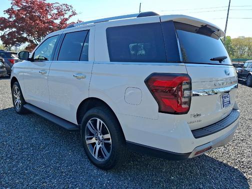 Oxford White Clearcoat 2024 Ford Expedition Limited