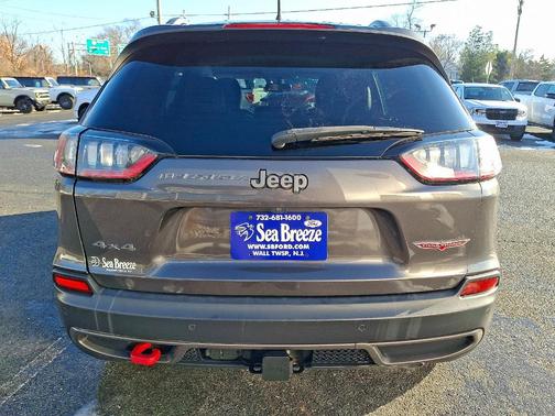 2020 Jeep Cherokee Trailhawk