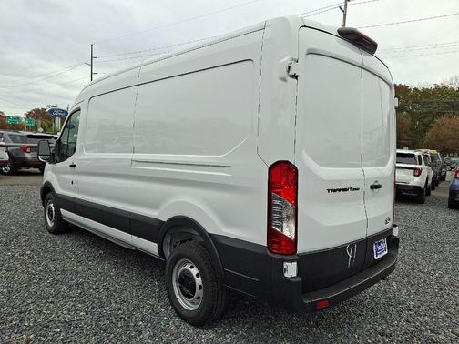 2026 Ford Transit-250 
