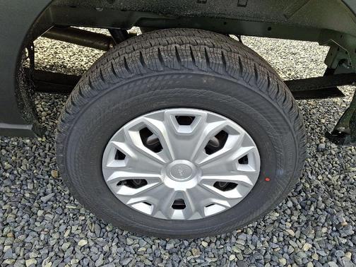 2026 Ford Transit-250 148 WB Medium Roof Cargo