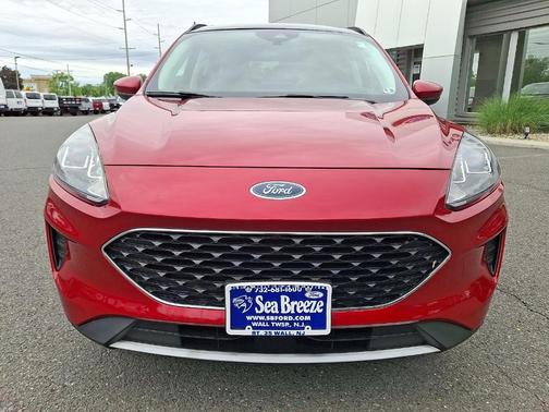 Rapid Red Metallic Tinted Clearcoat 2021 Ford Escape SE
