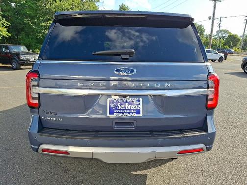 2022 Ford Expedition Platinum