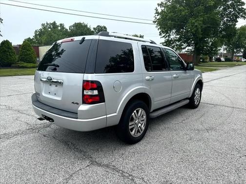 2010 Ford Explorer Limited
