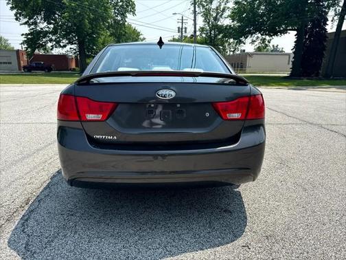 2010 Kia Optima LX