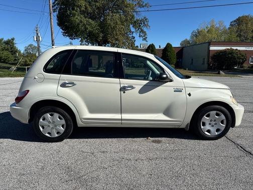2006 Chrysler PT Cruiser Base