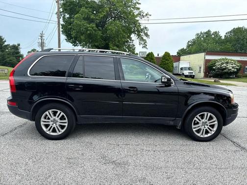 2011 Volvo XC90 3.2