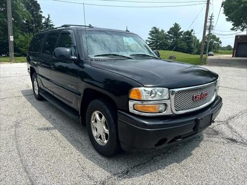 2003 GMC Yukon XL Denali