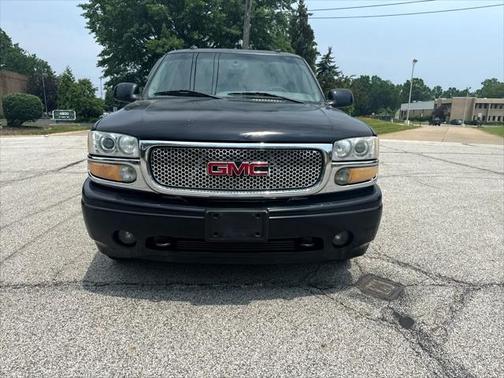 2003 GMC Yukon XL Denali