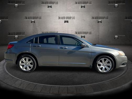 2011 Chrysler 200 Touring