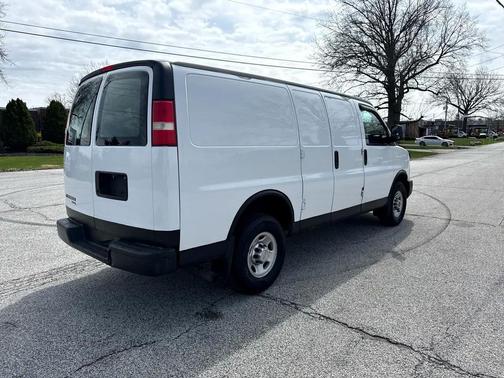 2013 Chevrolet Express 2500 Work Van