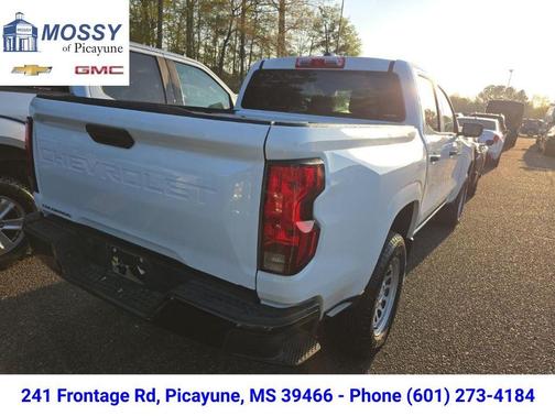 2024 Chevrolet Colorado WT