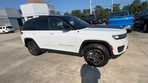 2022 Jeep Grand Cherokee Trailhawk
