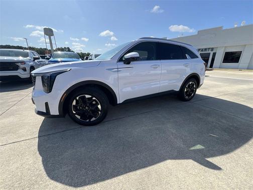 2024 Kia Sorento S