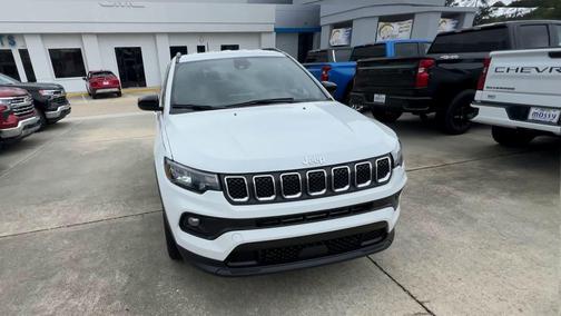 2023 Jeep Compass Latitude