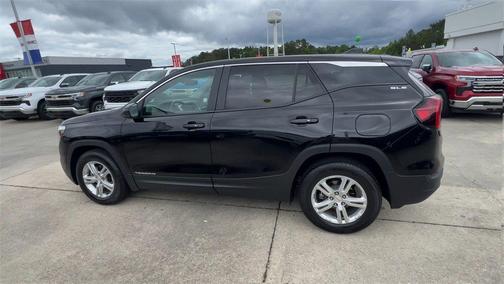 2024 GMC Terrain SLE