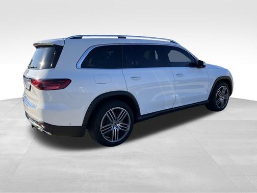 2024 Mercedes-Benz GLS 450 4MATIC