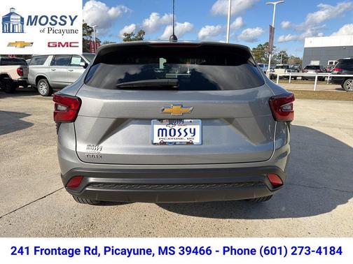 2024 Chevrolet Trax LS