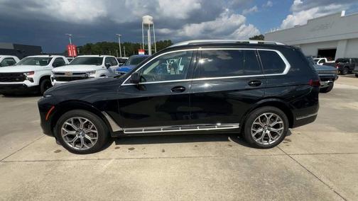 2024 BMW X7 xDrive40i