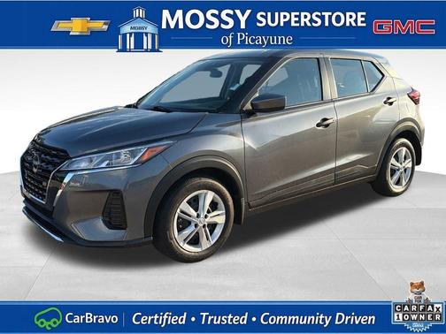 Gun Metallic 2024 Nissan Kicks S